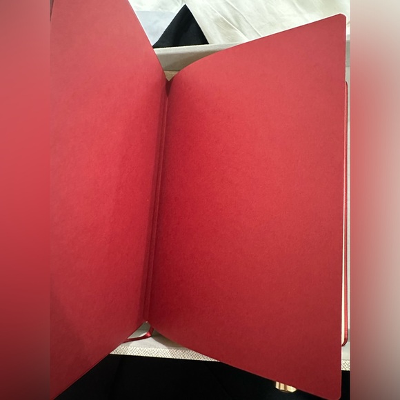 Gucci Notebook - Picture 7 of 14